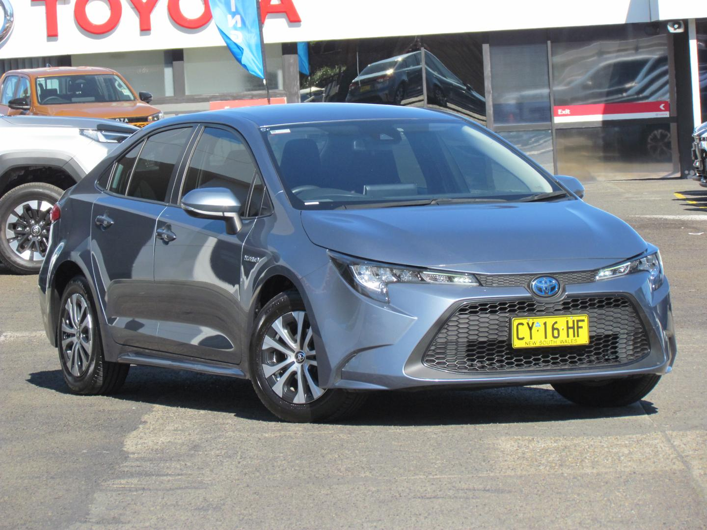 Image of 2020 Toyota Corolla Sedan Hybrid Ascent Sport