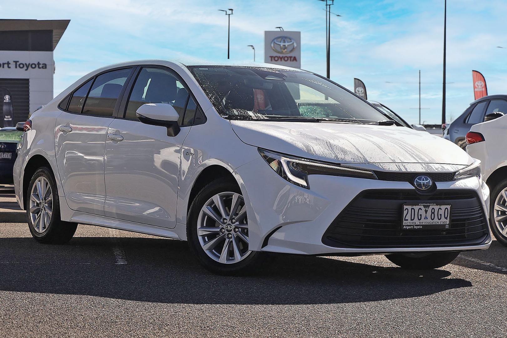Image of 2025 Toyota Corolla Sedan Hybrid SX