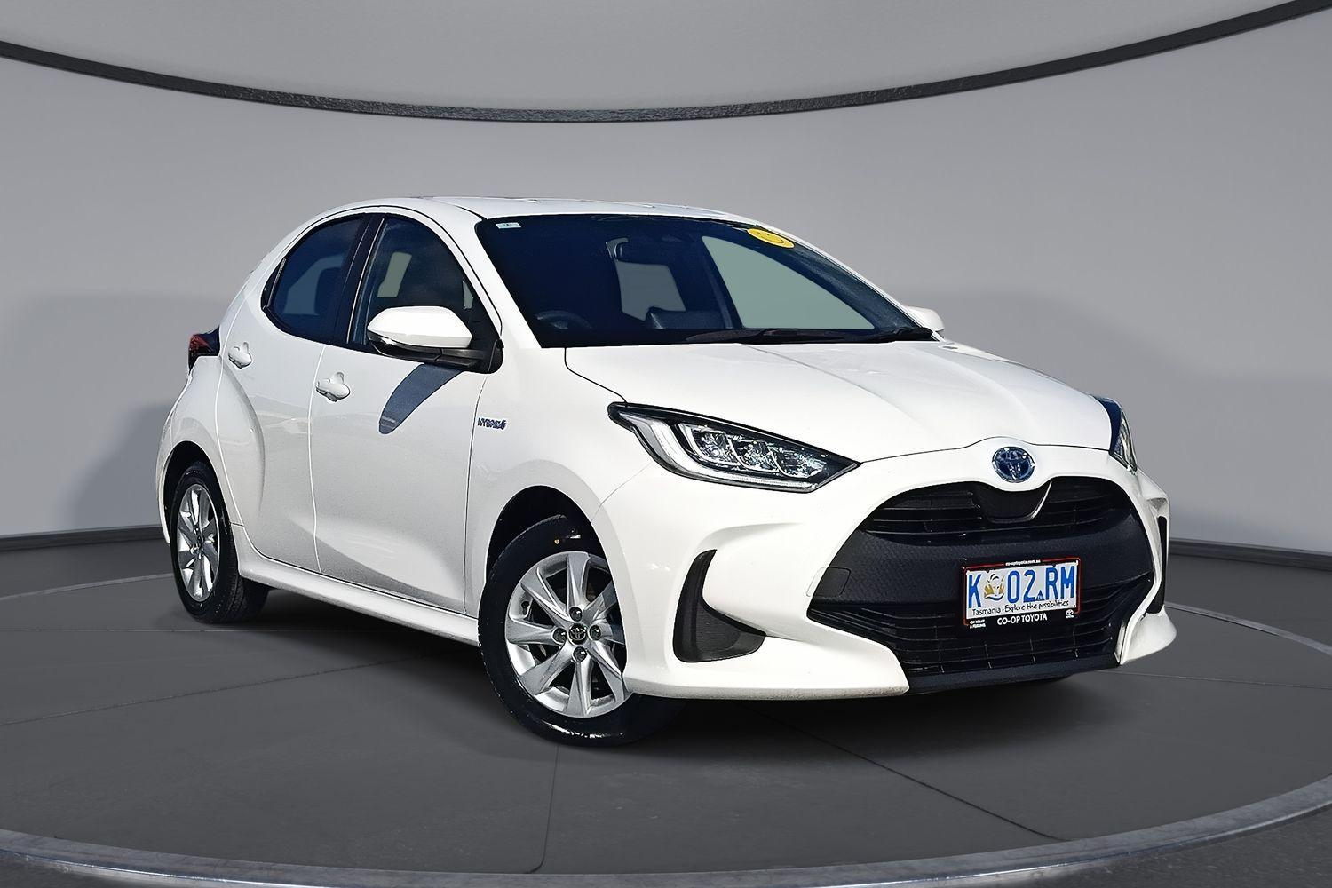 Image of 2022 Toyota Yaris HB Hybrid SX