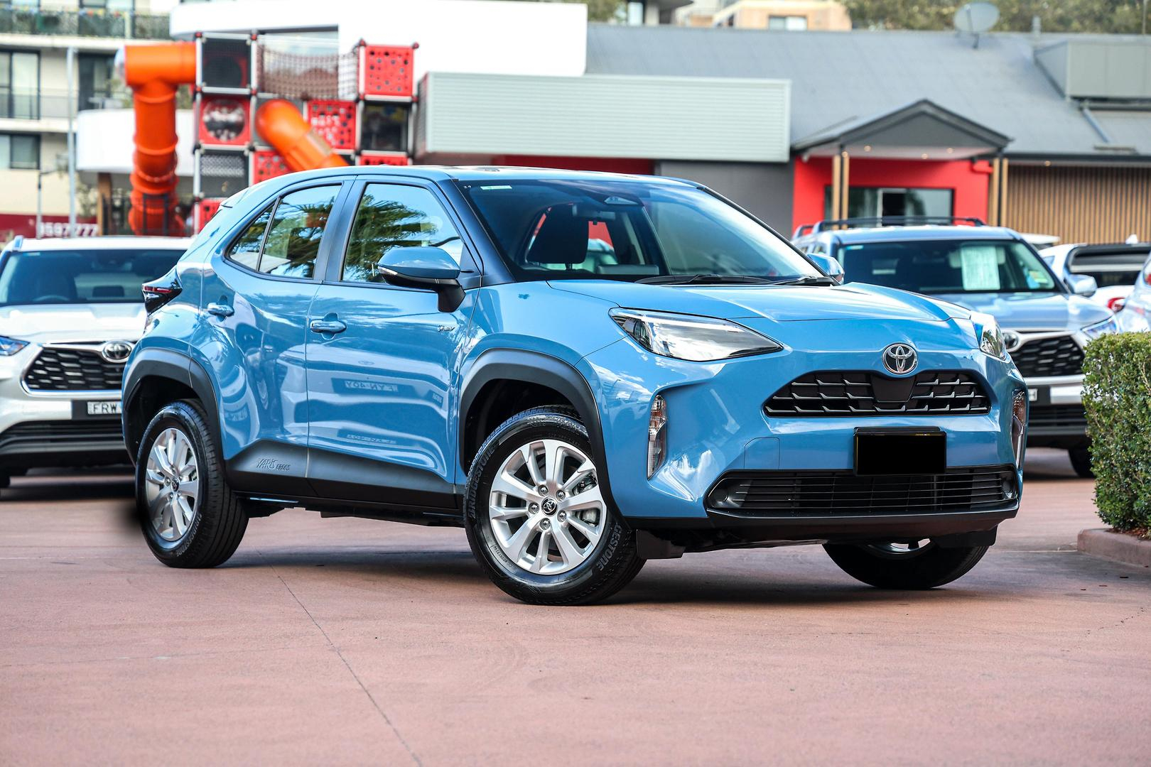 Image of 2024 TOYOTA Yaris Cross Hybrid GX