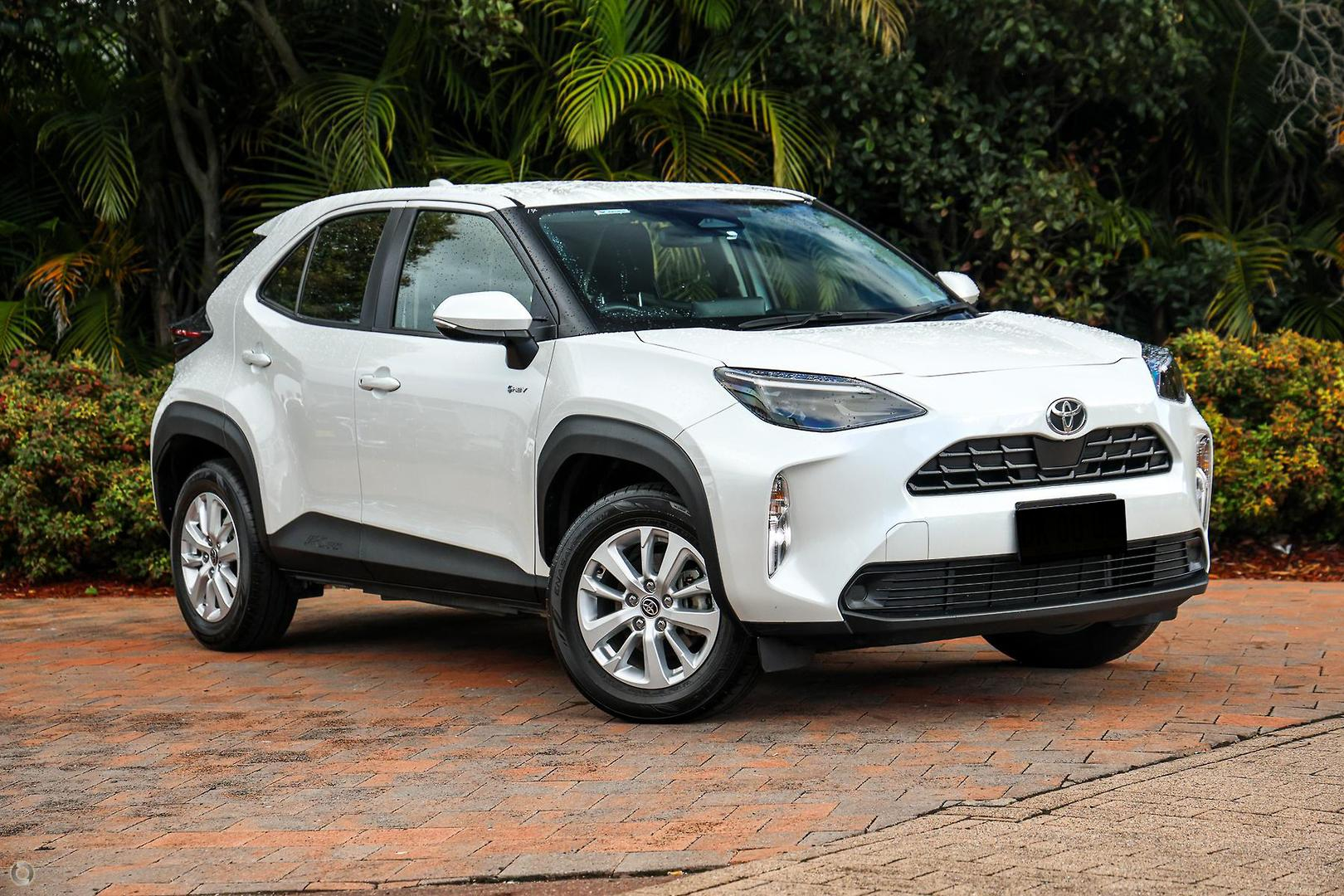 Image of 2024 TOYOTA Yaris Cross Hybrid GX