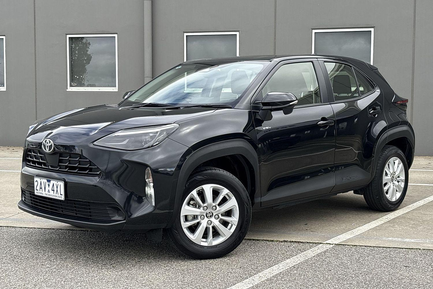Image of 2024 Toyota Yaris Cross Hybrid GX