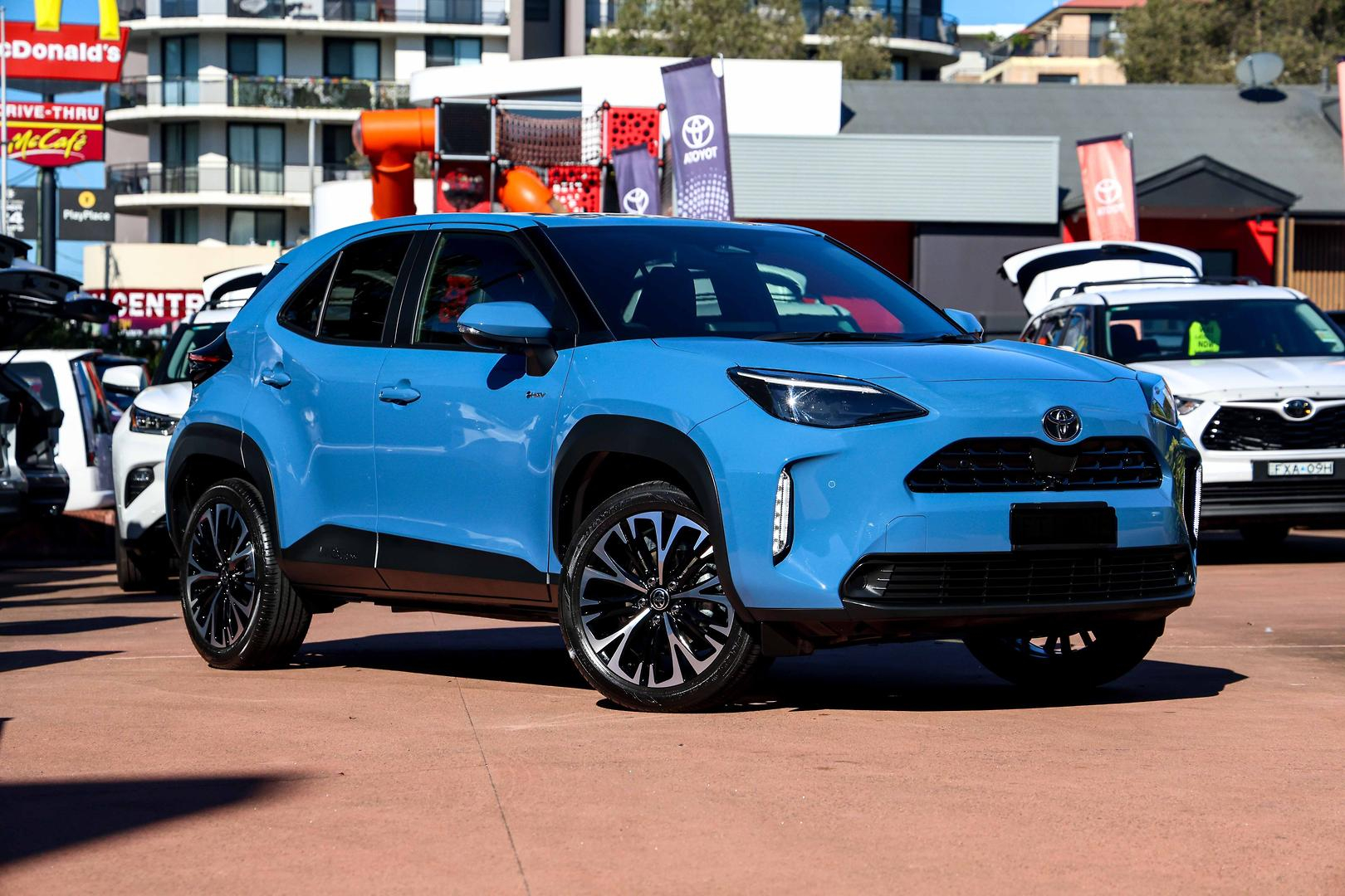Image of 2025 TOYOTA Yaris Cross Hybrid Urban