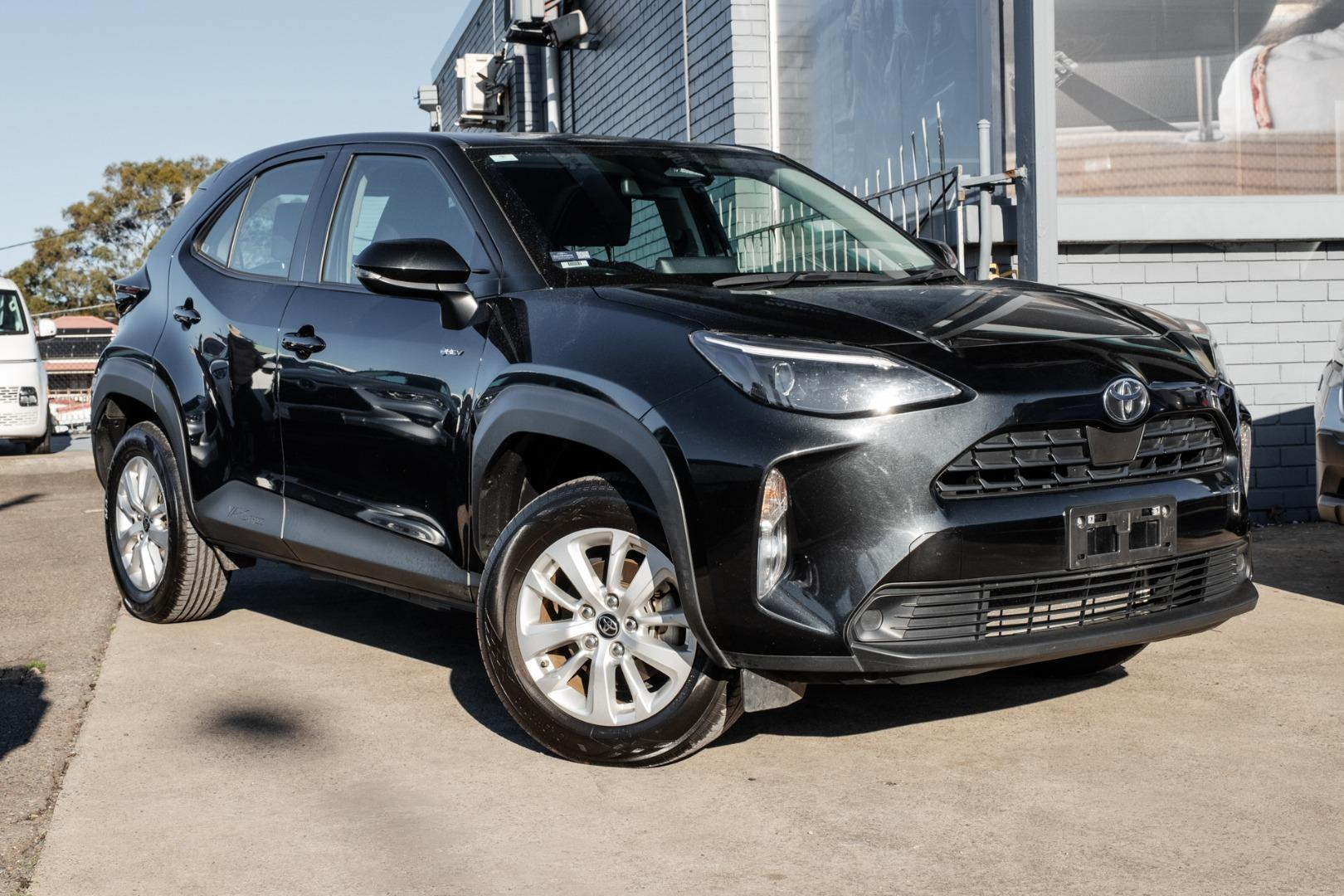 Image of 2024 Toyota Yaris Cross Hybrid GX