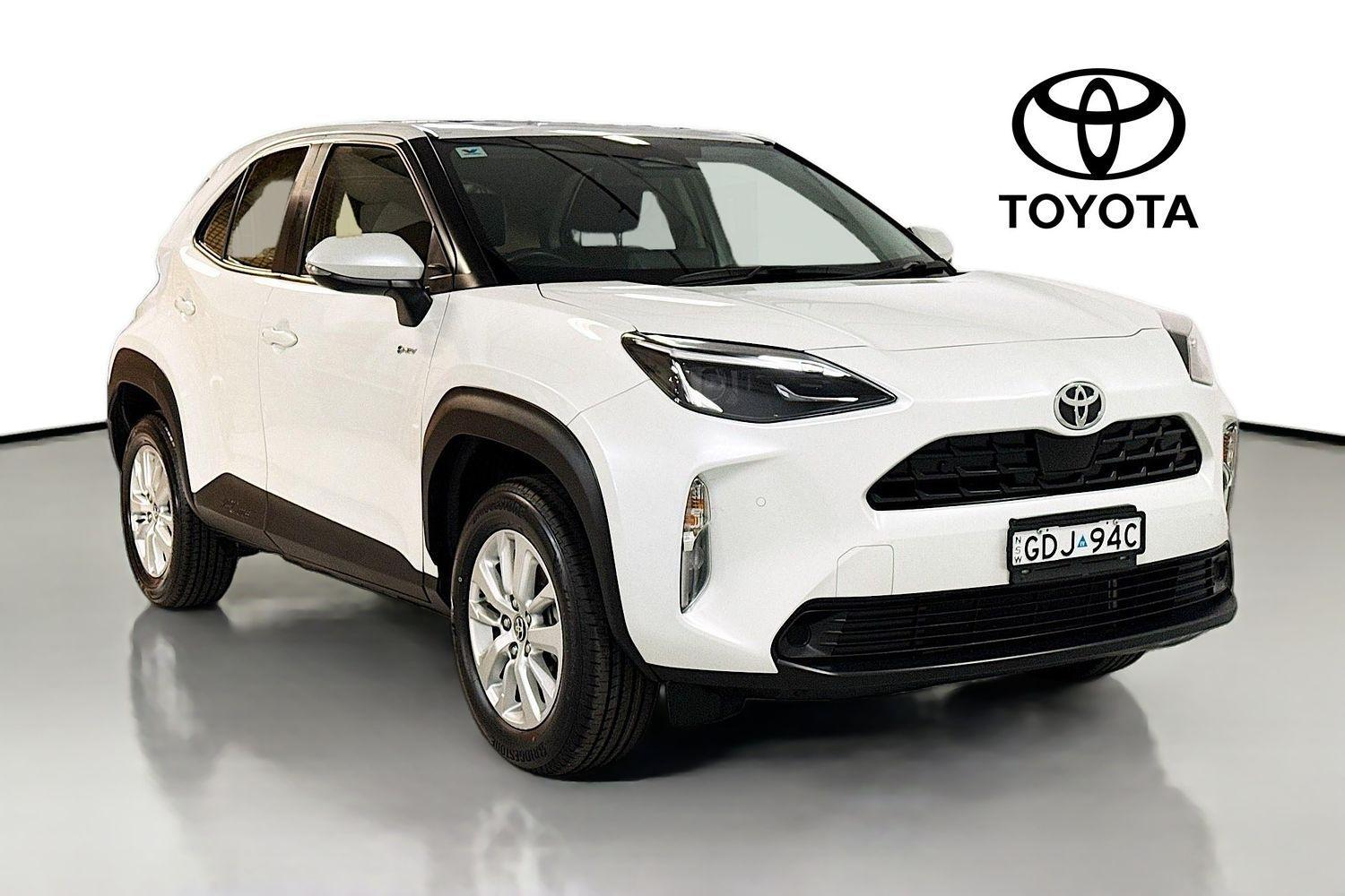 Image of 2025 Toyota Yaris Cross Hybrid GX