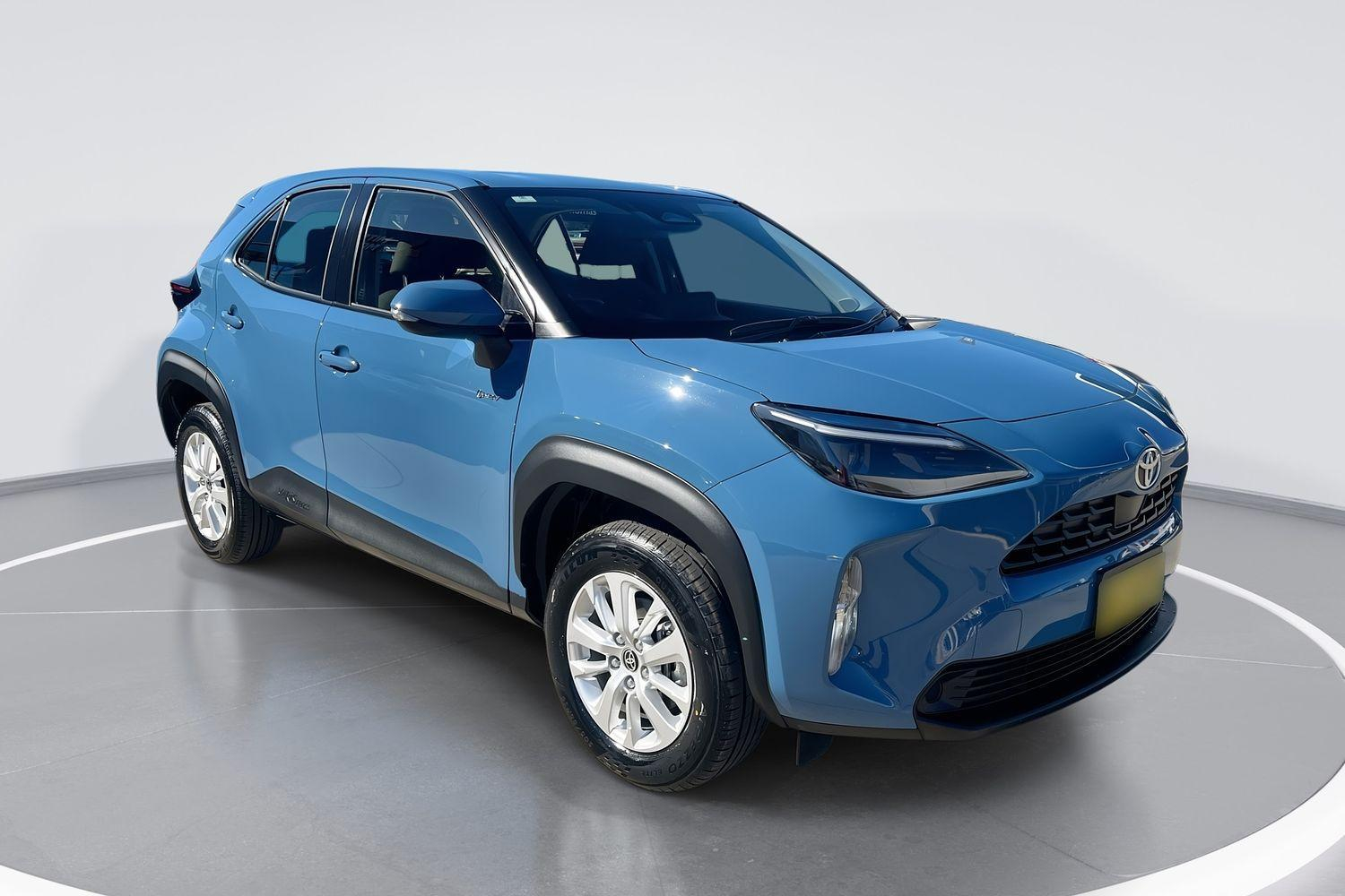 Image of 2024 Toyota Yaris Cross Hybrid GX
