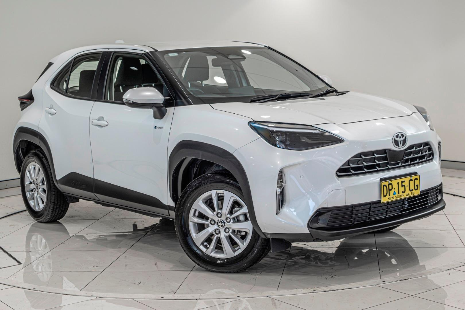 Image of 2025 Toyota Yaris Cross Hybrid GX