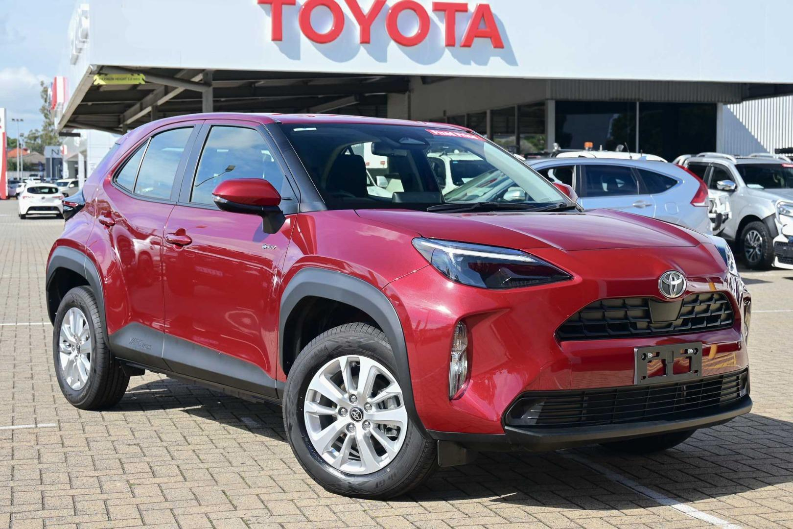 Image of 2025 Toyota Yaris Cross Hybrid GX
