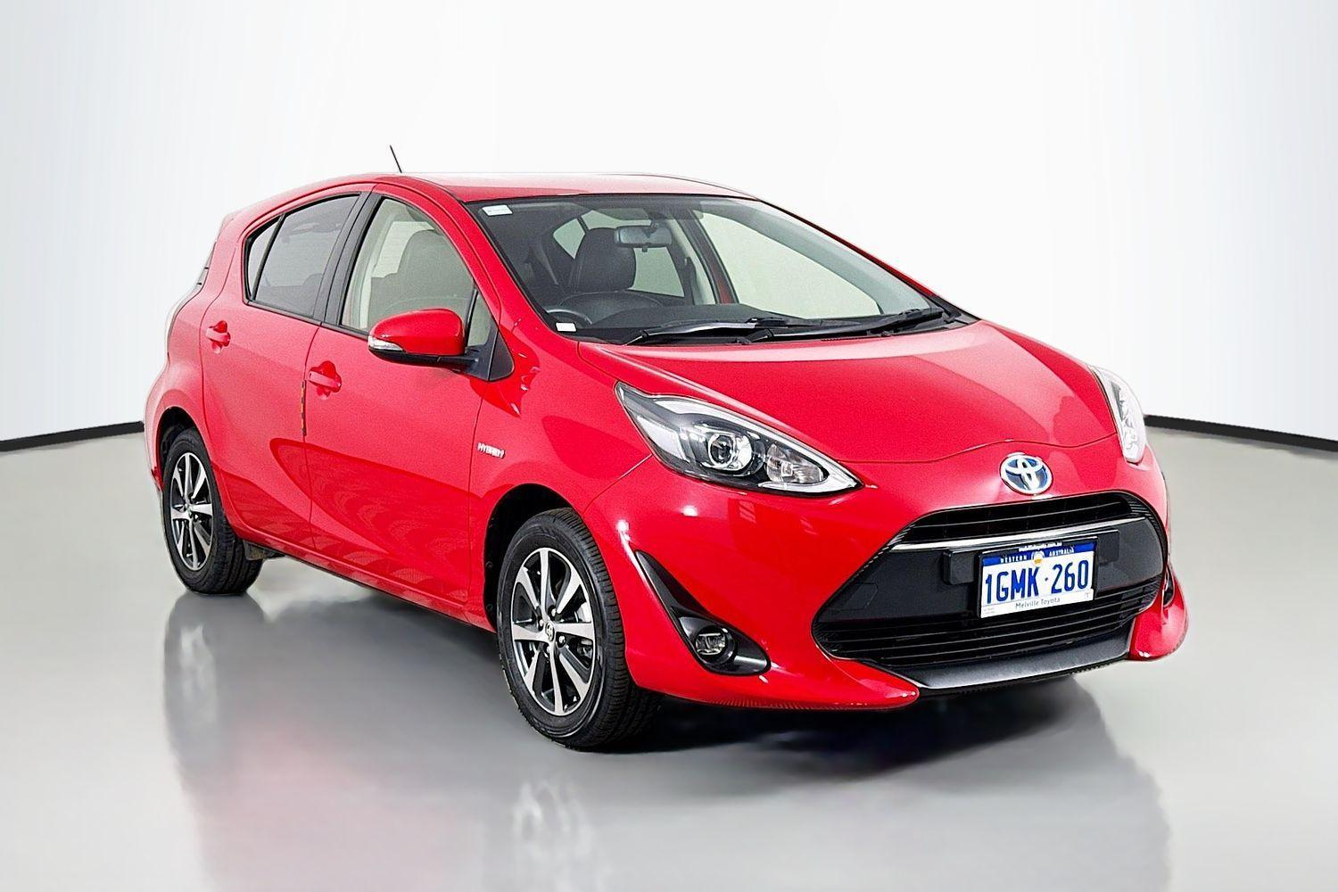 Image of 2018 Toyota Prius c i-Tech