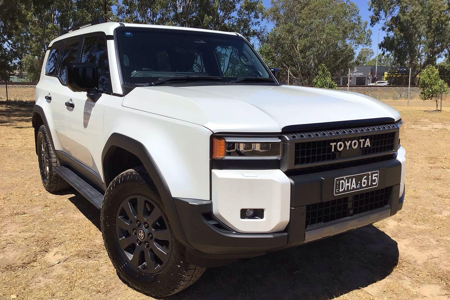 Image of 2024 Toyota LANDCRUISER PRADO Altitude