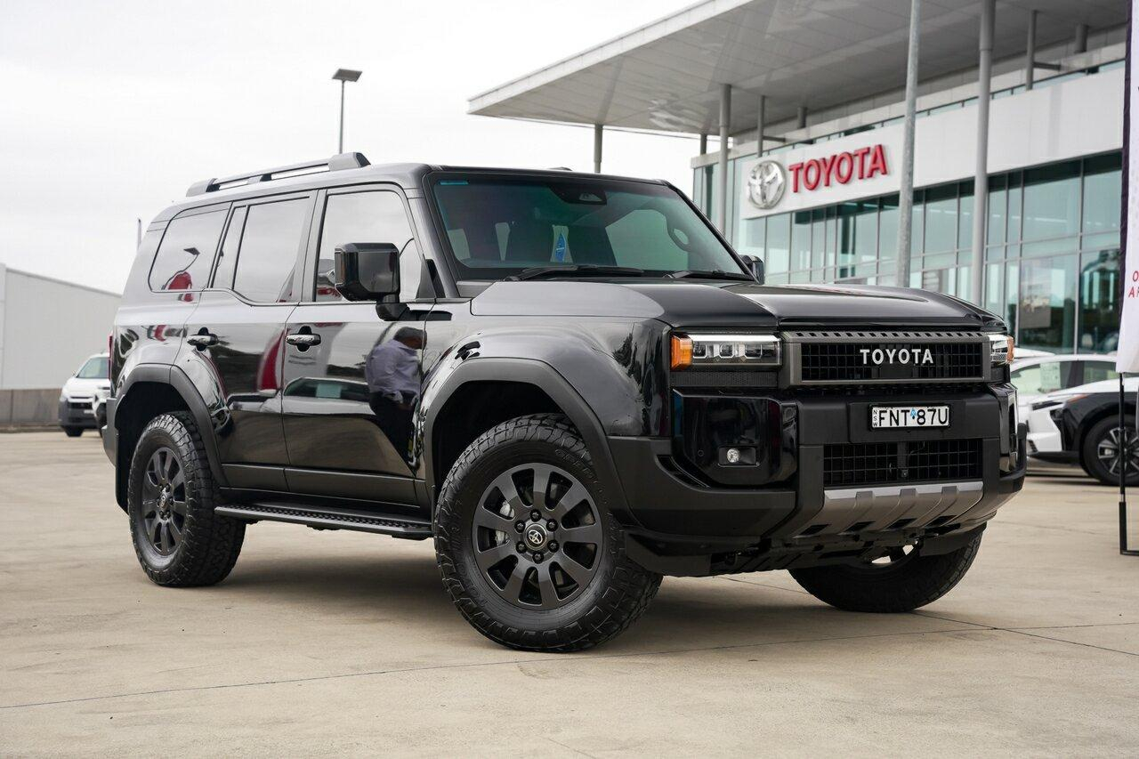 Image of 2024 Toyota Prado Altitude