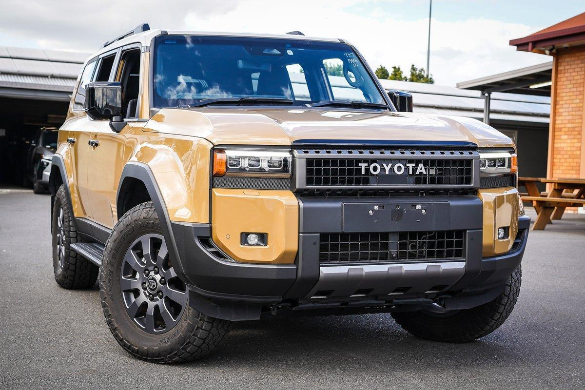 Image of 2025 Toyota PRADO Altitude