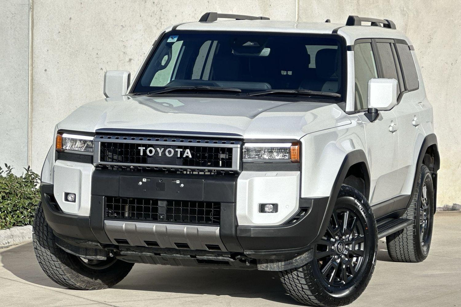 Image of 2024 Toyota Prado GXL
