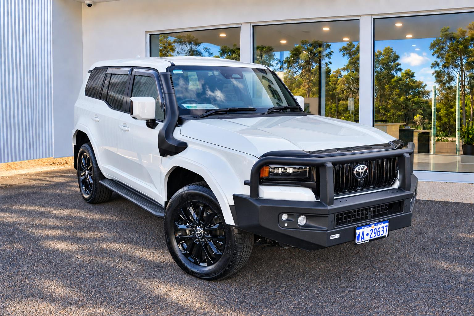Image of 2024 Toyota Prado VX