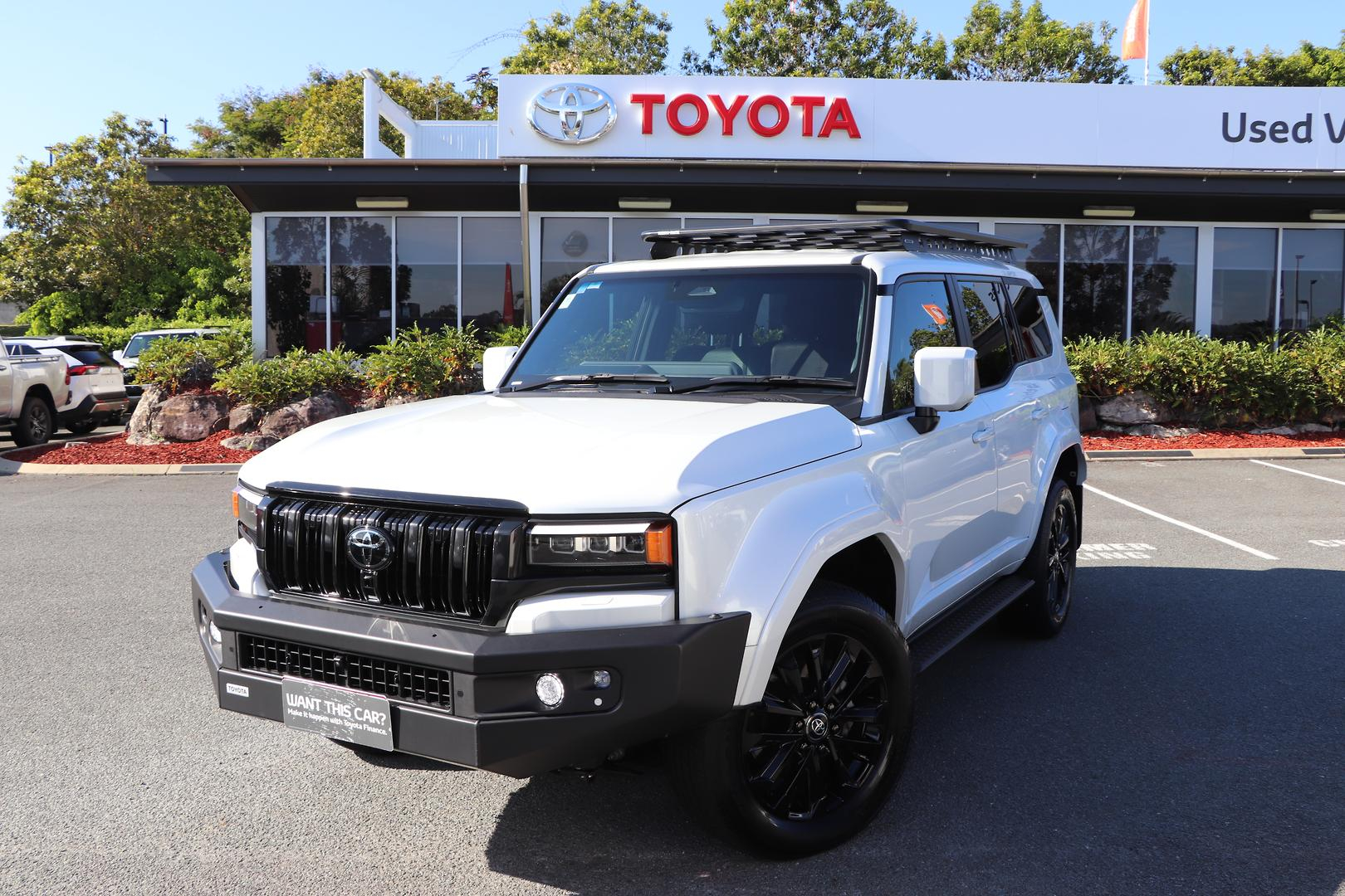Image of 2025 Toyota Prado VX