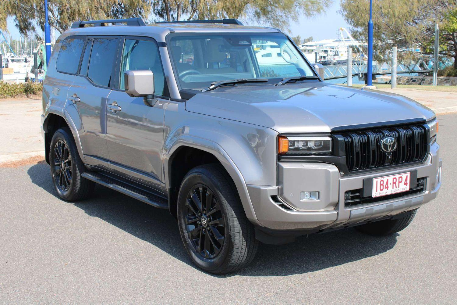 Image of 2025 Toyota Prado VX