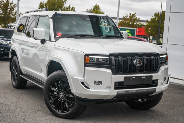 Image of 2025 Toyota Prado VX