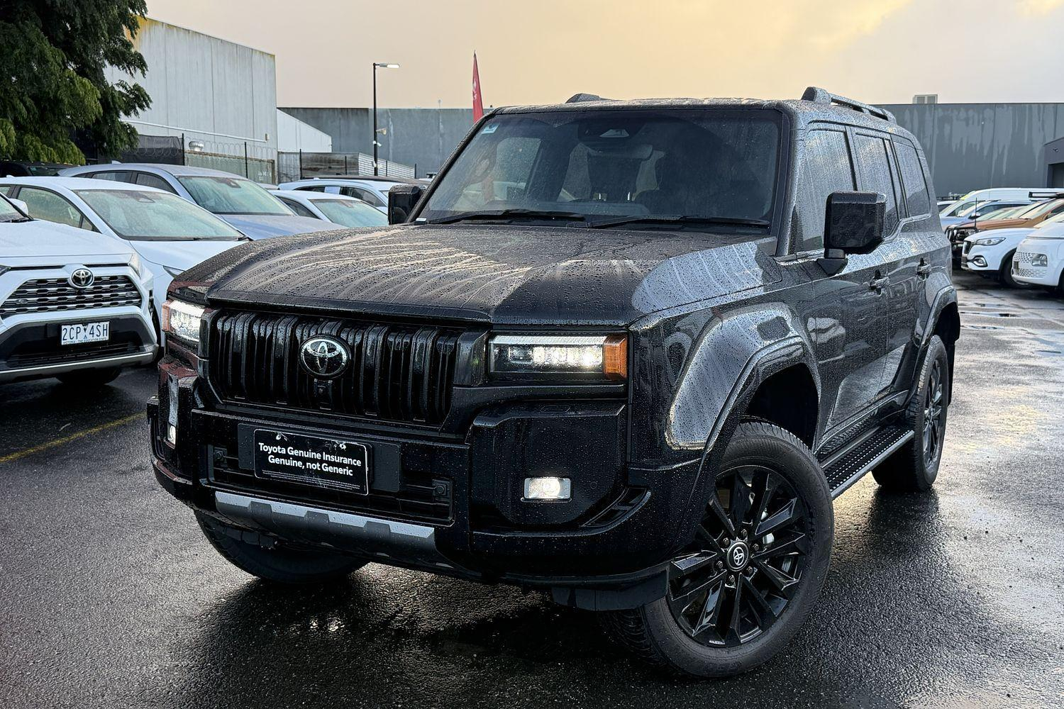 Image of 2025 Toyota Prado VX