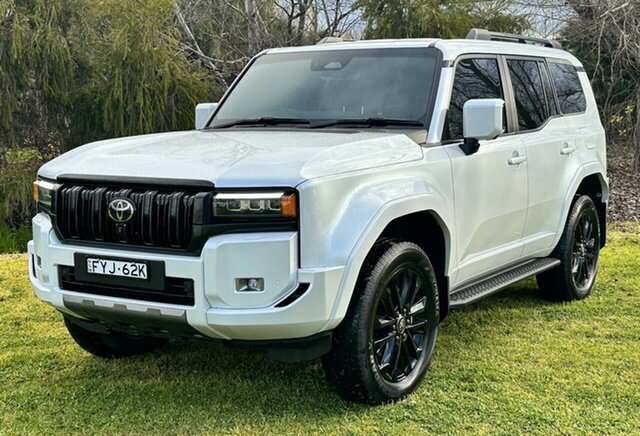 Image of 2024 Toyota Prado VX