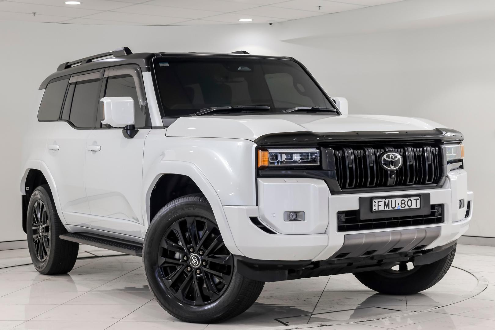 Image of 2024 Toyota PRADO VX