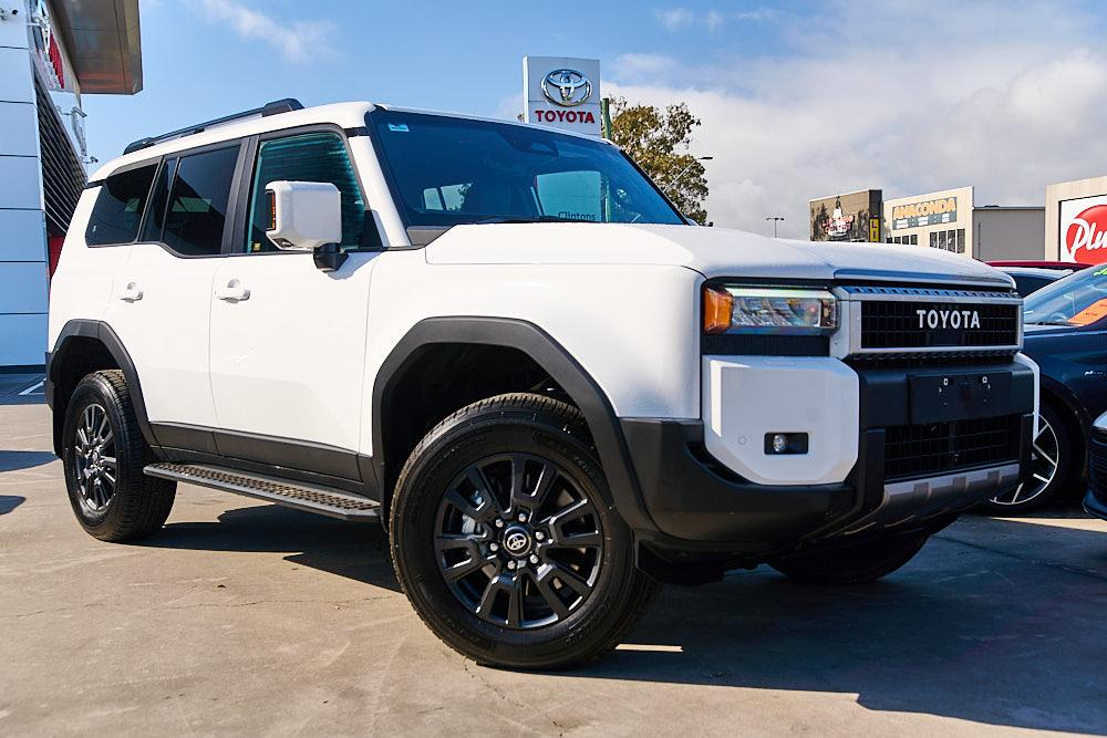 Image of 2025 Toyota Prado GXL