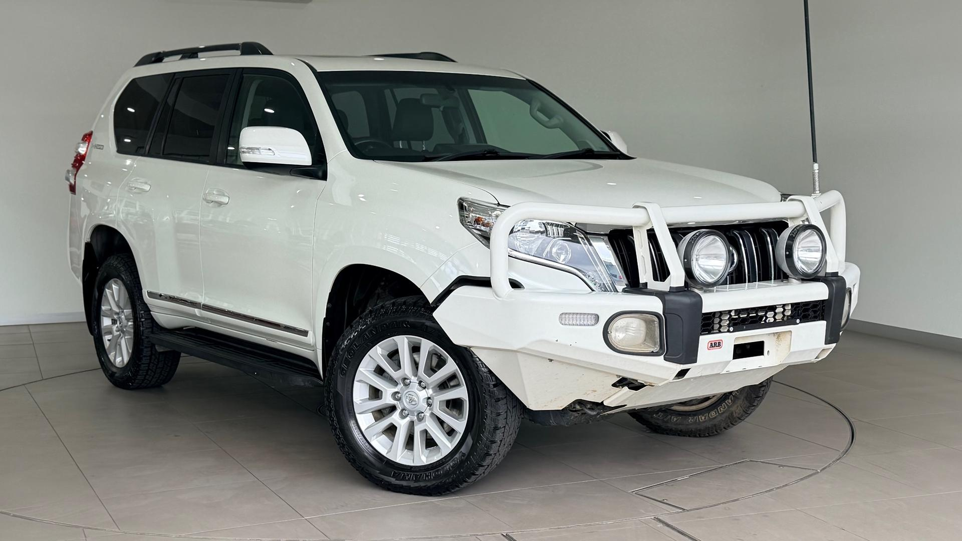 Image of 2017 Toyota Prado SE