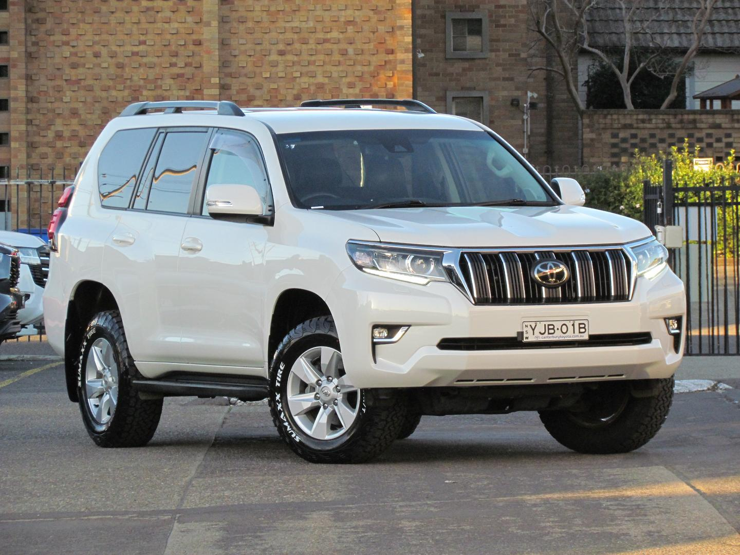 Image of 2018 Toyota Prado GXL