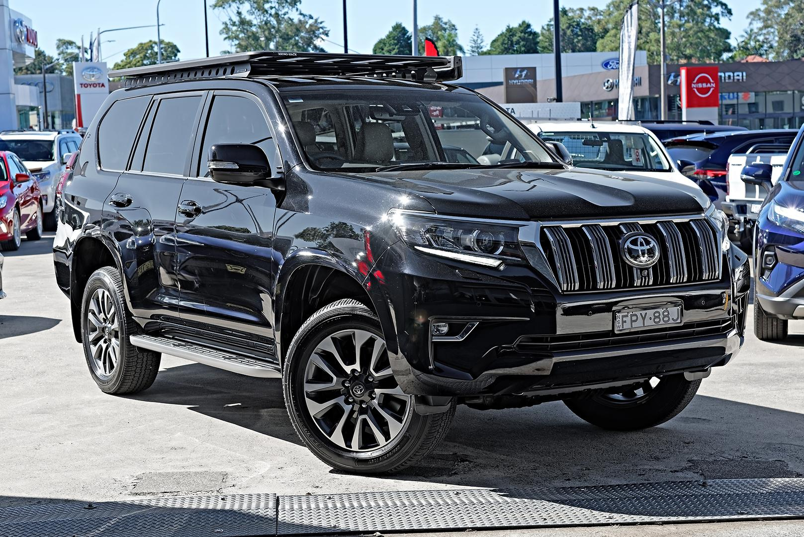 Image of 2023 Toyota Prado VX
