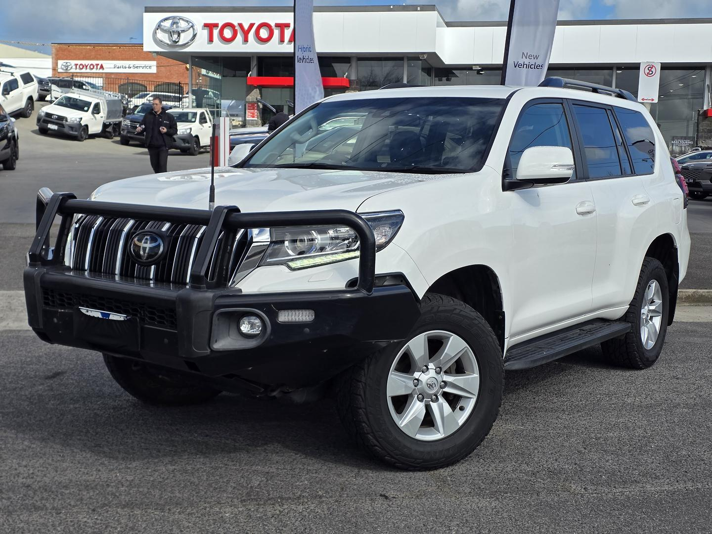 Image of 2022 Toyota Prado GXL