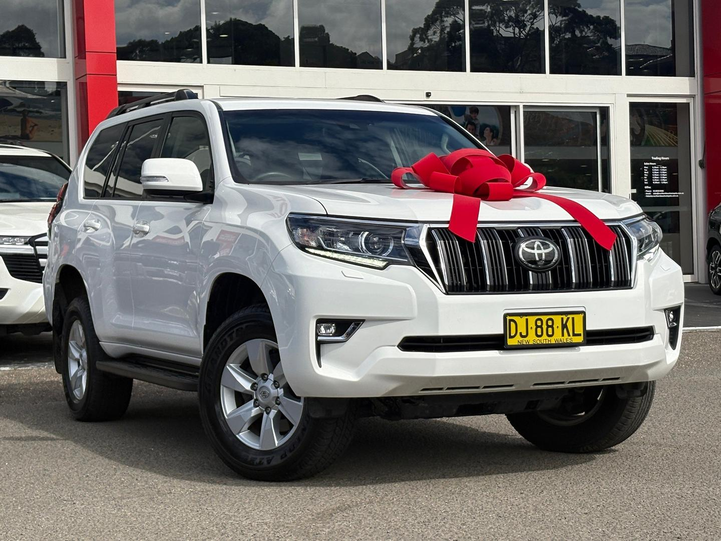Image of 2023 Toyota Prado GXL