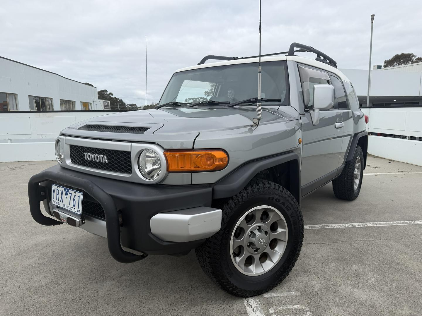 Image of 2011 Toyota FJ Cruiser FJ Cruiser