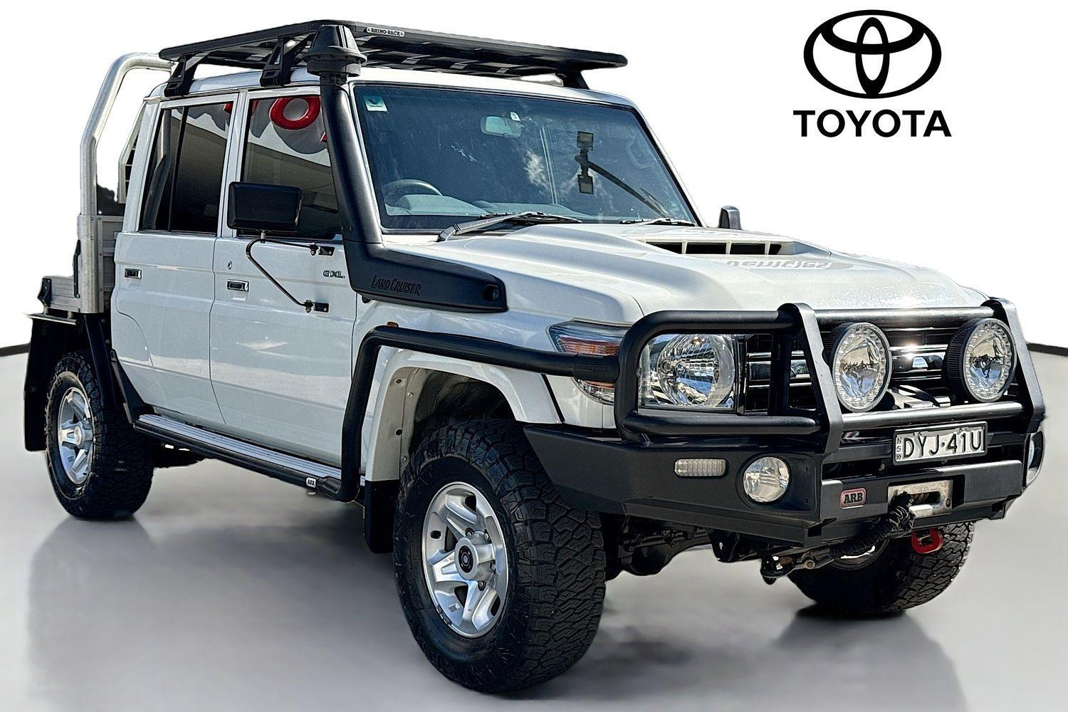 Image of 2018 Toyota LC Military GXL