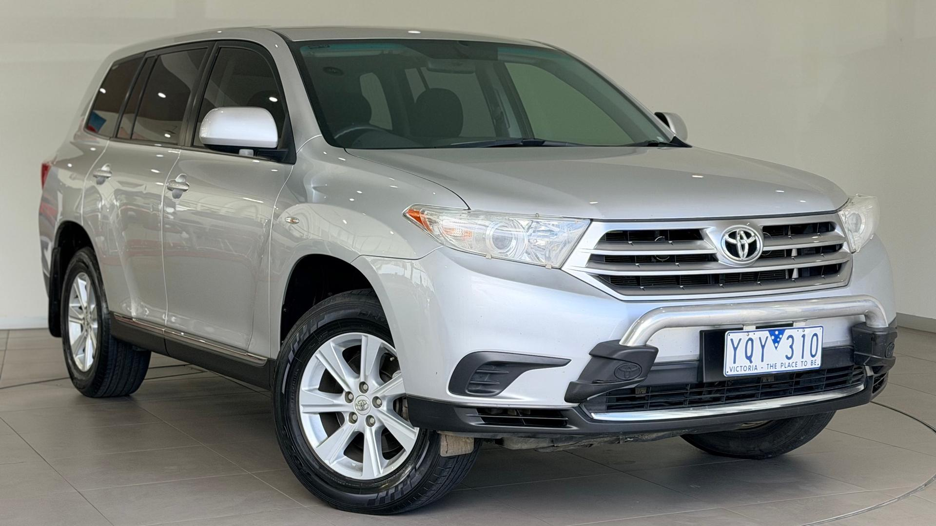 Image of 2011 Toyota Kluger 4x2 KX-R 5 Seat