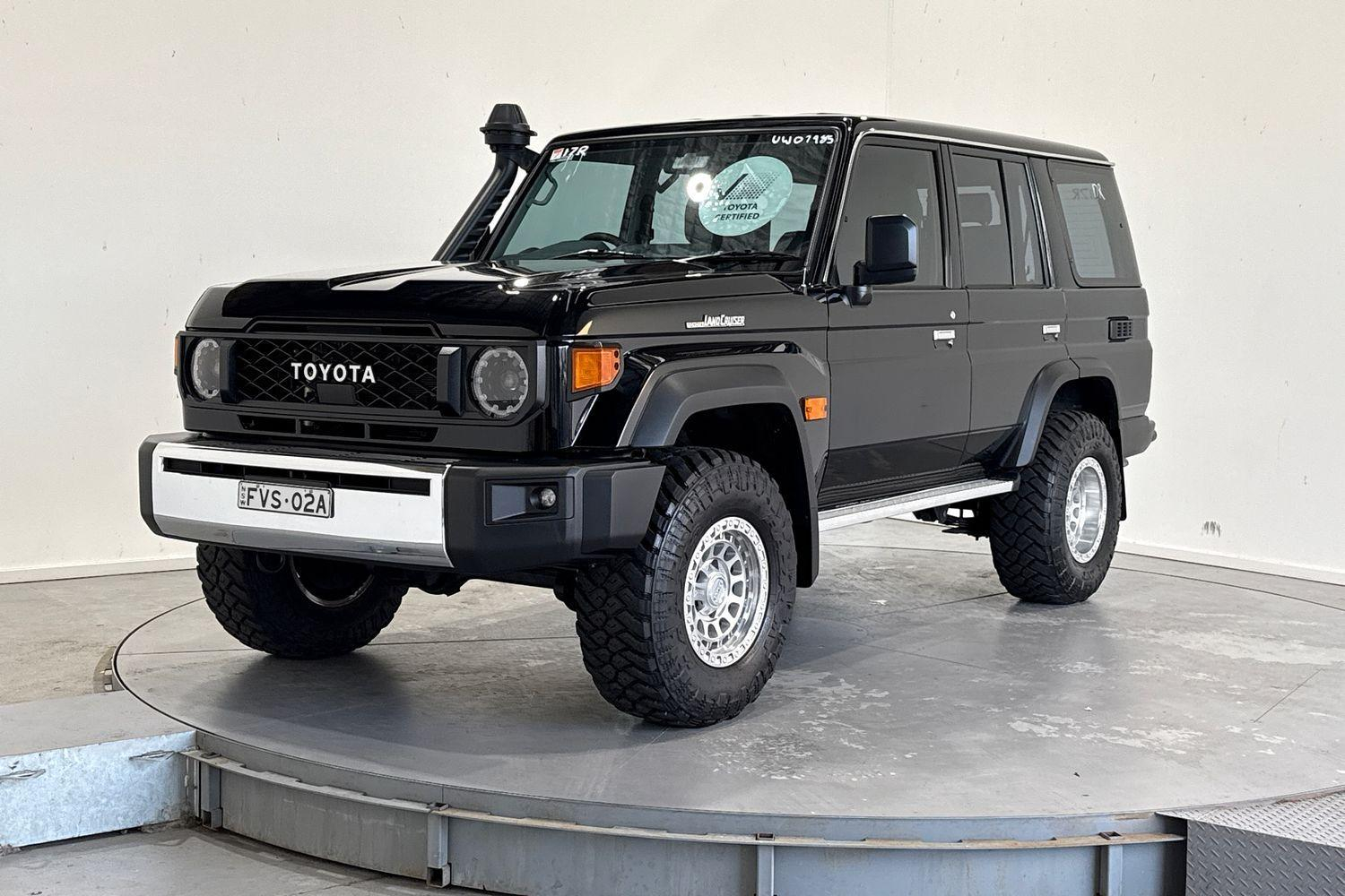 Image of 2025 TOYOTA LANDCRUISER 70 SERIES GXL