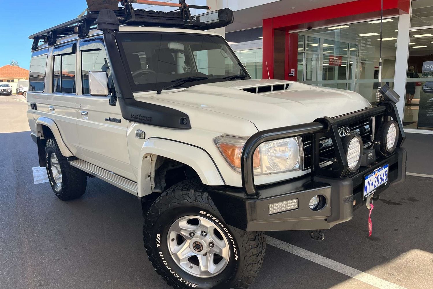 Image of 2019 Toyota Landcruiser GXL