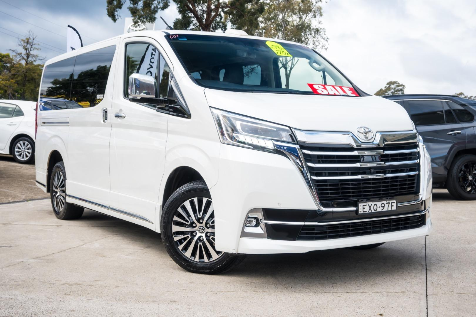 Image of 2023 Toyota Granvia VX