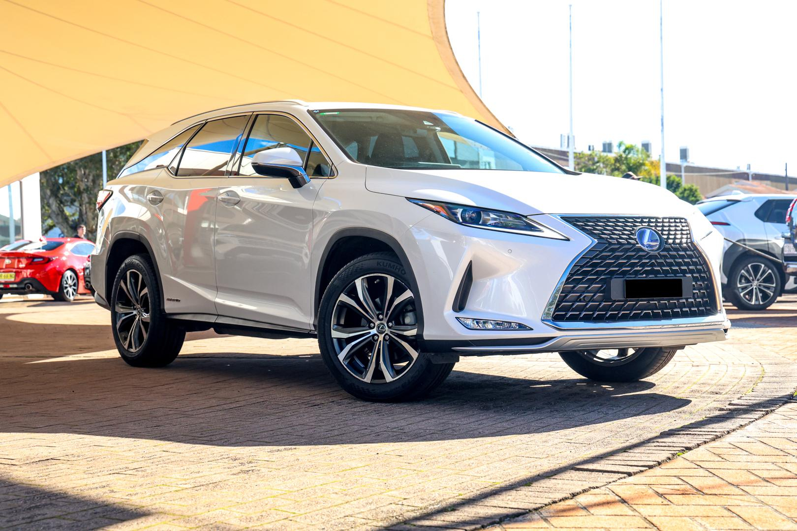 Image of 2020 Lexus RX450hL Luxury