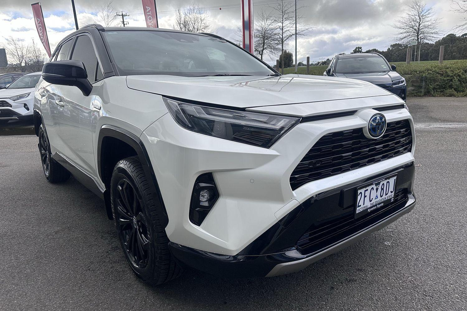 Image of 2022 Toyota Rav4 Hybrid XSE (2WD)