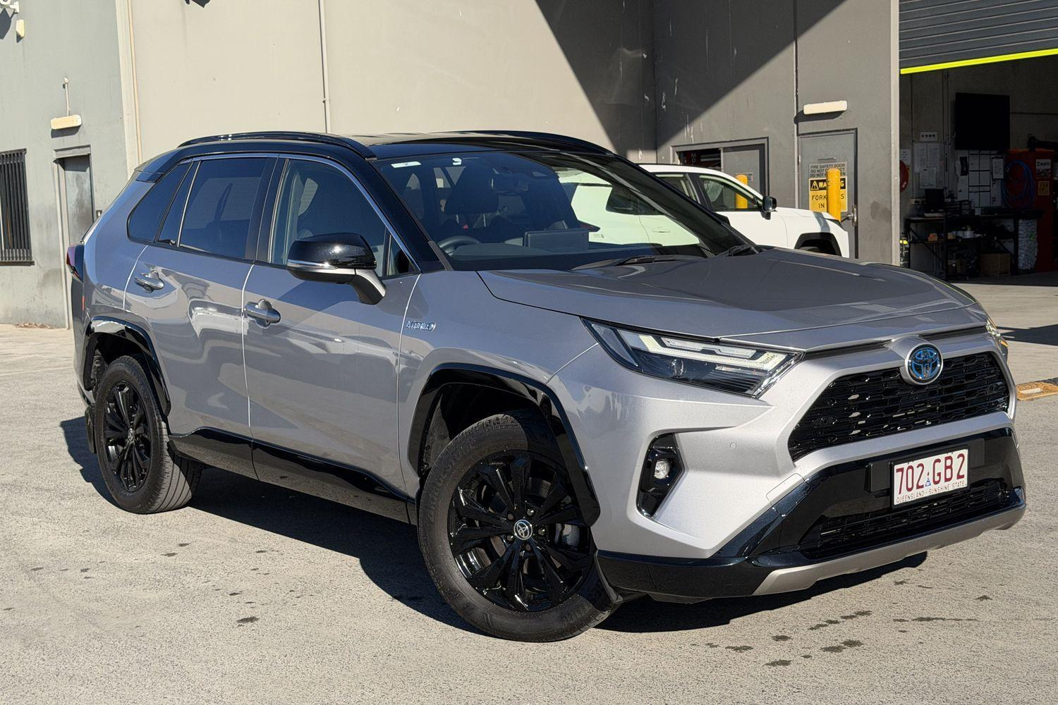 Image of 2022 Toyota Rav4 Hybrid XSE (2WD)