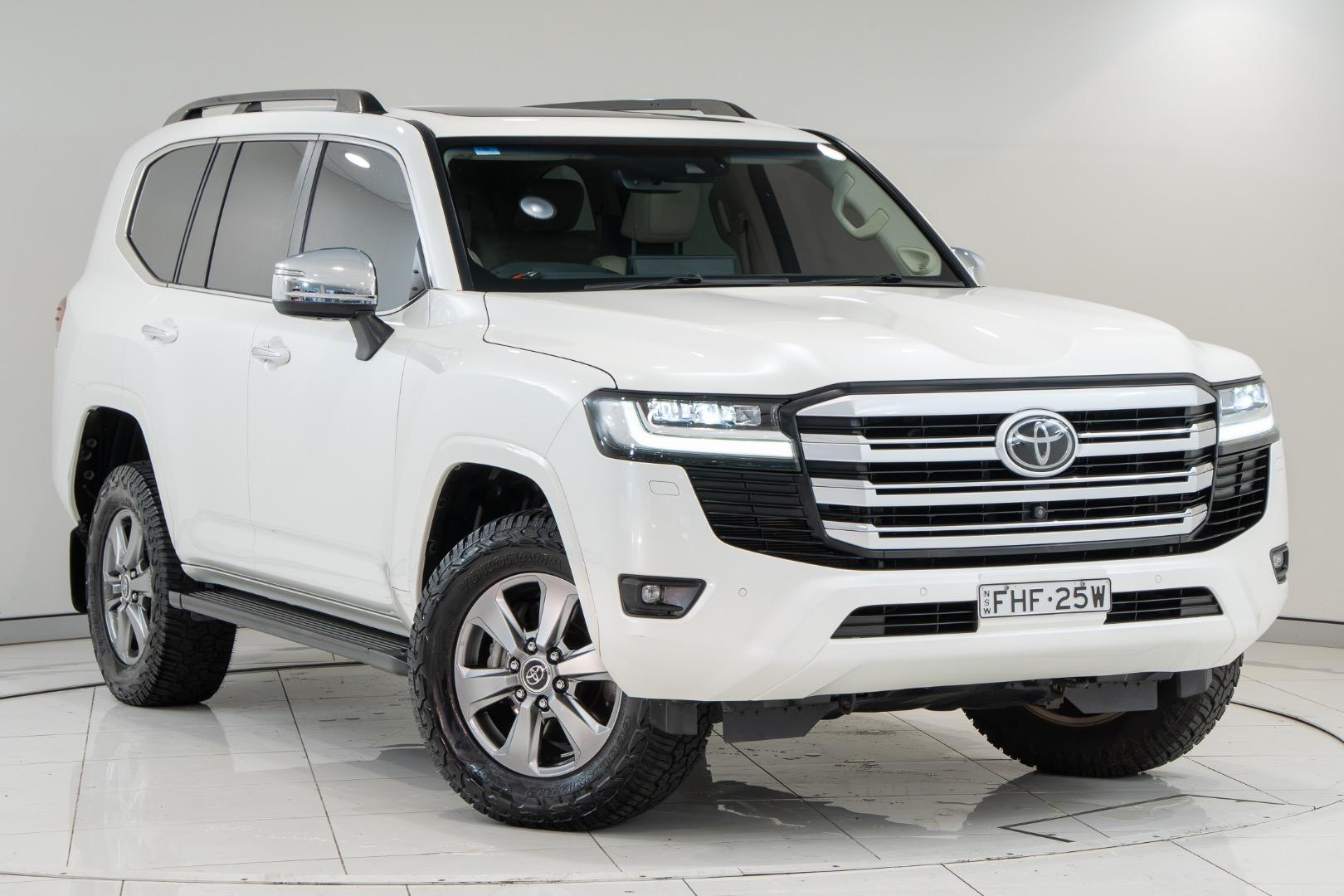 Image of 2022 Toyota LANDCRUISER Sahara