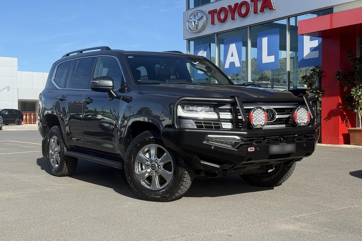 Image of 2024 Toyota Landcruiser VX