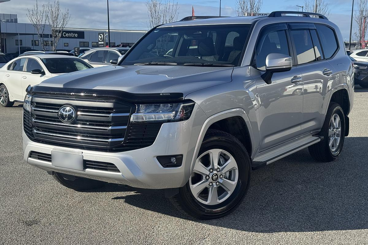 Image of 2026 Toyota Landcruiser GXL