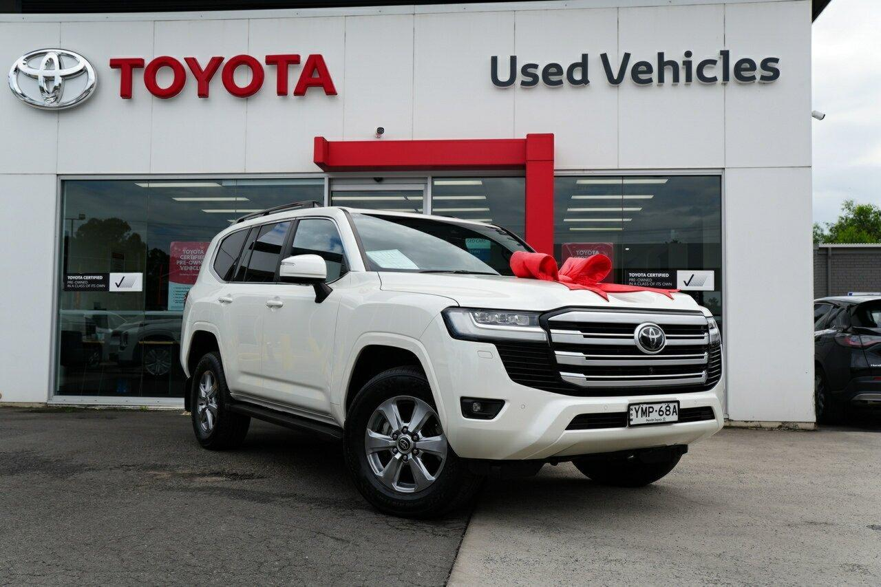 Image of 2022 Toyota Landcruiser VX