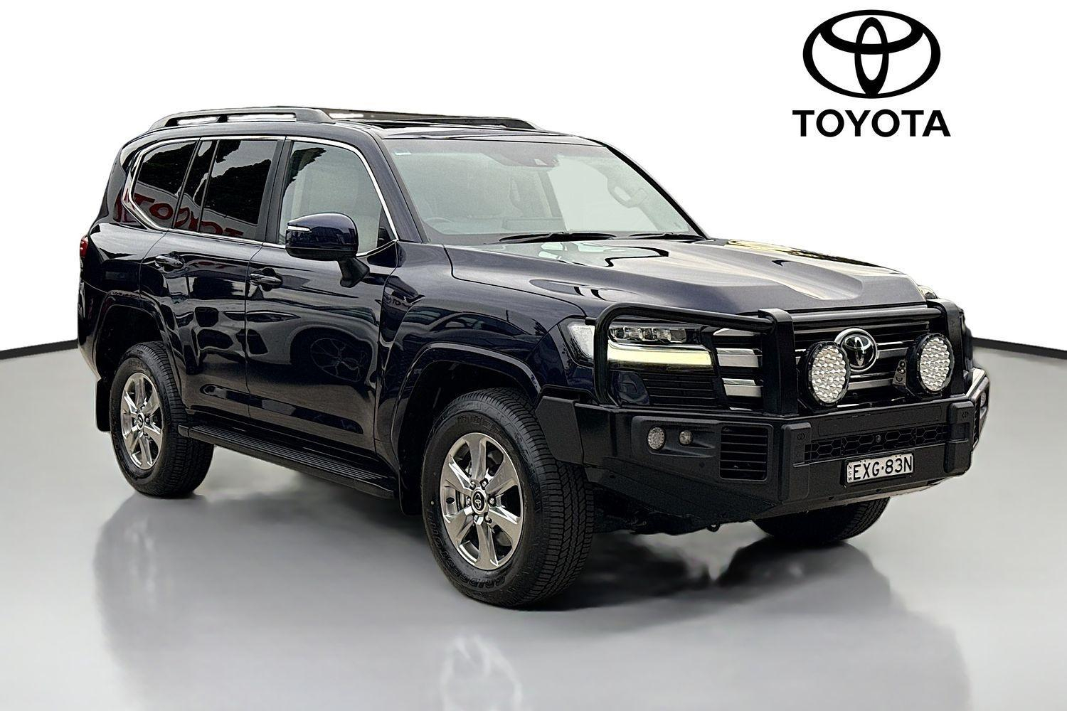 Image of 2022 Toyota Landcruiser VX