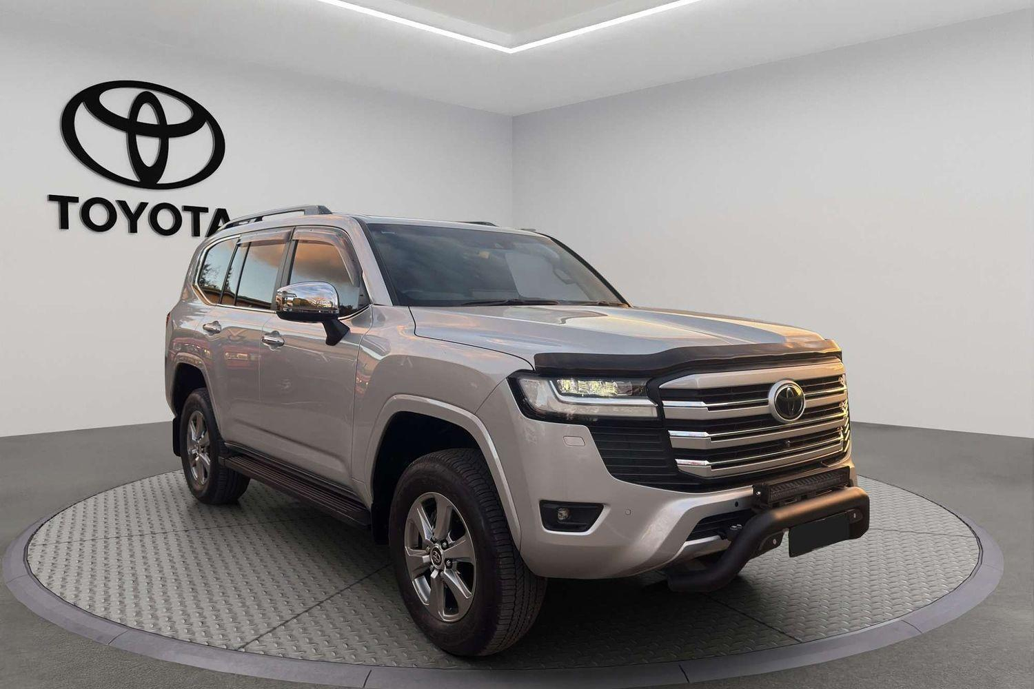 Image of 2023 Toyota Landcruiser Sahara