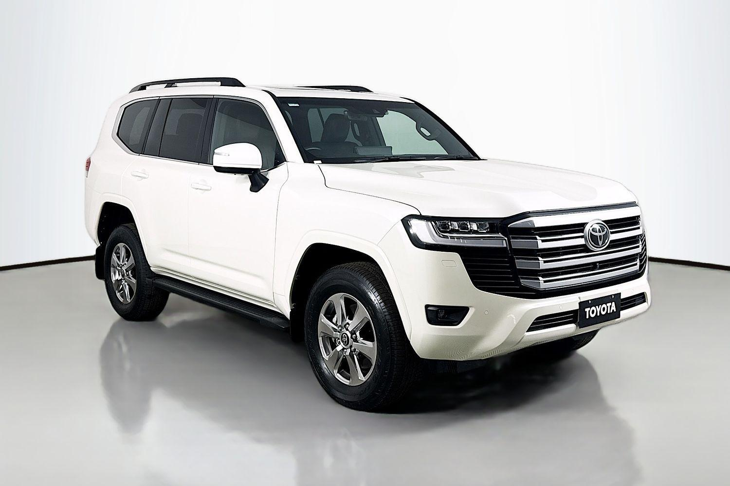 Image of 2023 Toyota LANDCRUISER VX