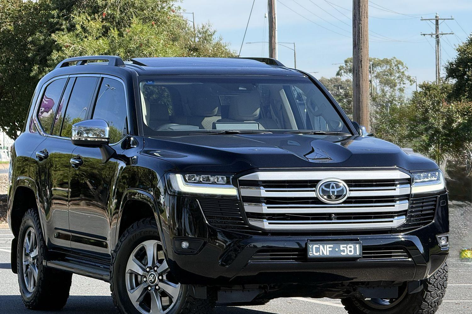 Image of 2023 Toyota LANDCRUISER Sahara