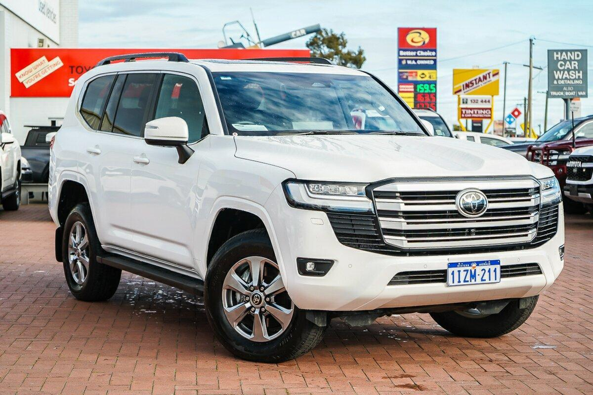 Image of 2025 Toyota Landcruiser VX