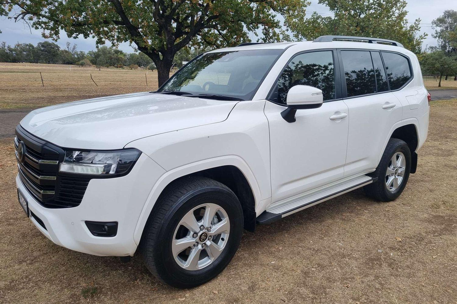 Image of 2023 Toyota Landcruiser GXL