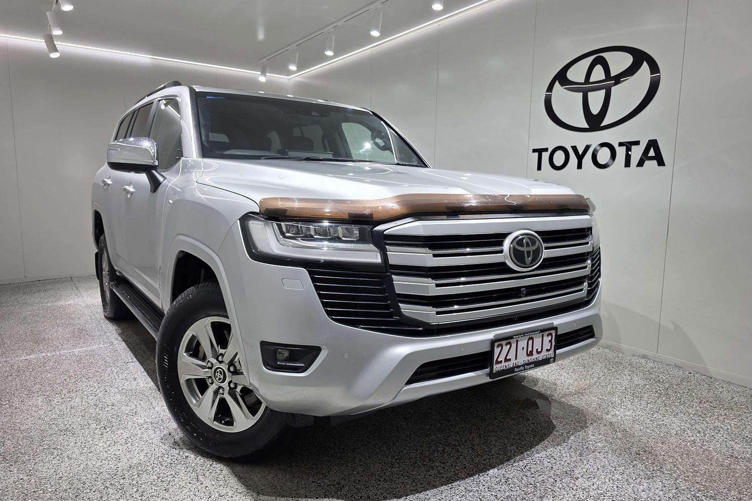 Image of 2022 Toyota Landcruiser Sahara